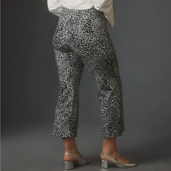 Maeve by Anthropologie The Margot Kick-Flare Cropped Knit Pants White Black 1X - Picture 2 of 9
